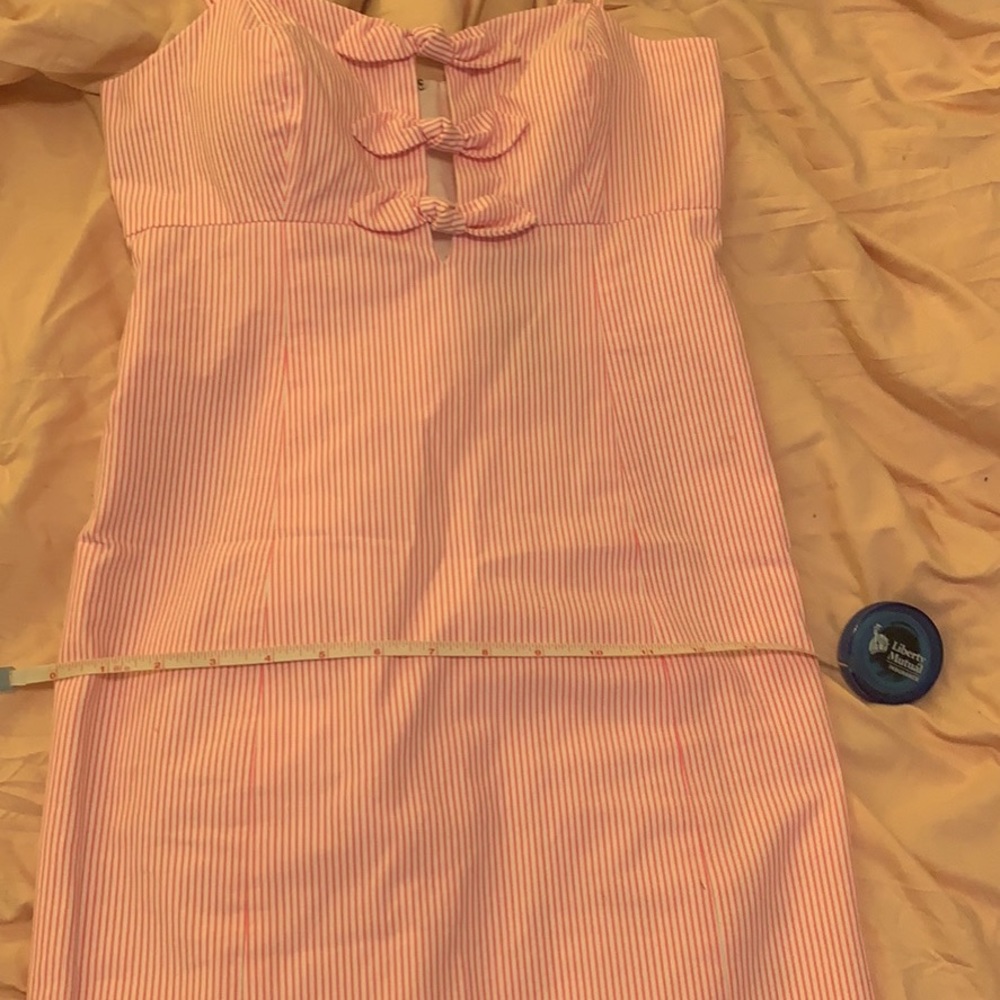 Lily Pulitzer sear sucker dress - Picture 5 of 6